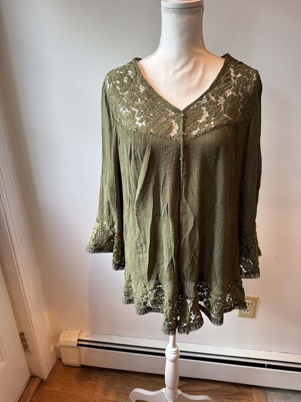 MUDD Sleeveless Olive Green Lace Back Top Women Medium